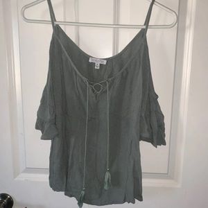 Blouse tank (off the shoulder)